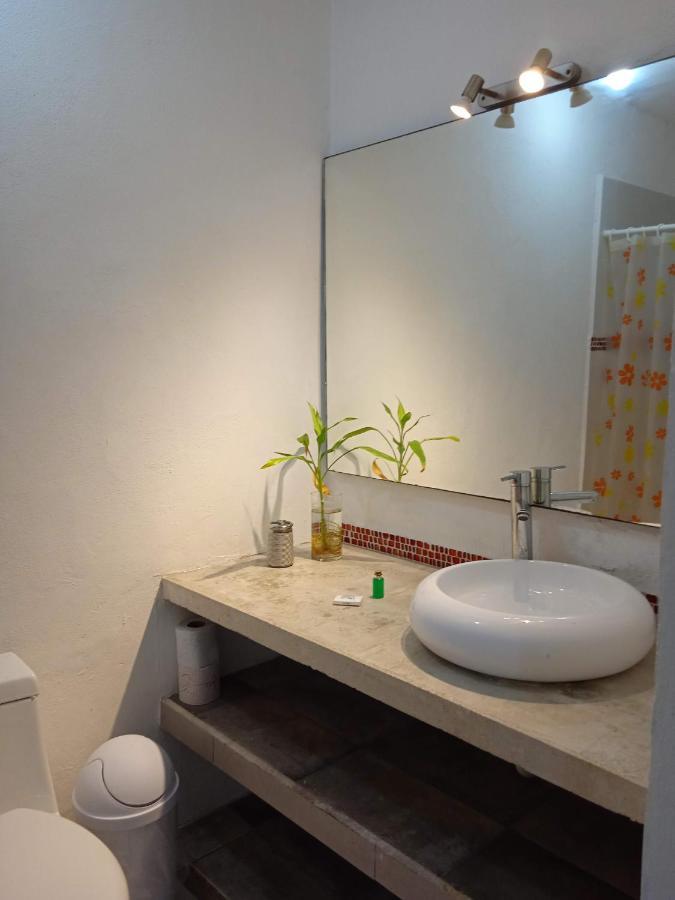 In Guest - Triple Room, Private Bathroom, A A, Wi-fi 50 Mbps In The Center Of Gasthof *